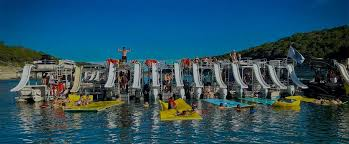What First-Time Visitors Should Know About Boat Rentals On Lake Travis